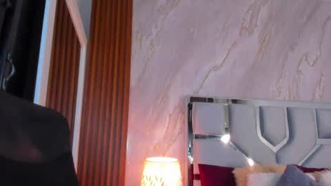 Snapshot of helena_santos01 chatting on June 11, 11:19 am Helena Santos online show from June 11, 11:19 am