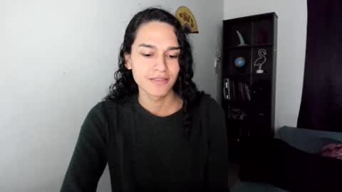 Snapshot of helena_spellman chatting on April 14, 2:39 am helena_spellman online show from April 14, 2:39 am