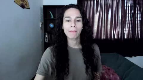 Snapshot of helena_spellman chatting on April 22, 6:42 pm helena_spellman online show from April 22, 6:42 pm