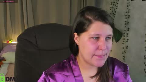 helenahoffmann online show from February 24, 4:21 am