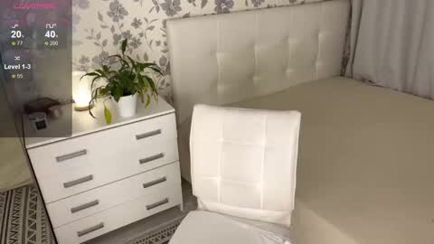 Snapshot of helenbonham chatting on November 14, 7:34 pm Helena Bonham online show from November 14, 7:34 pm