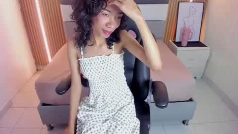   online show from June 24, 8:19 pm