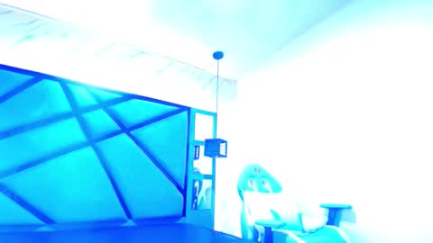    online show from September 29, 11:37 am