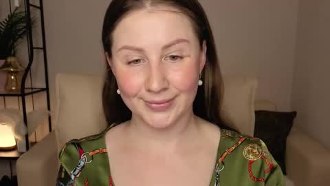 Helen online show from May 10, 2:17 am
