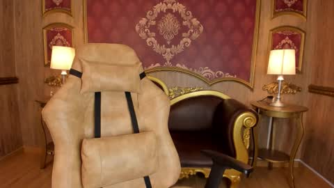 Helen or Hells online show from September 30, 1:27 pm