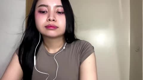 Snapshot of helgabiglin chatting on May 31, 12:34 pm Kate online show from May 31, 12:34 pm