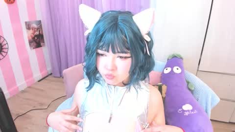 Snapshot of hell_fairy chatting on October 23, 1:16 am Laura online show from October 23, 1:16 am