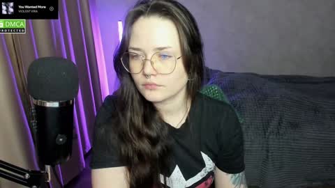 Red online show from January 25, 6:57 pm