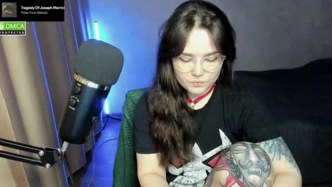 Red online show from September 17, 6:31 pm