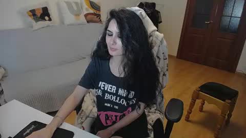 Helen online show from June 23, 5:11 pm