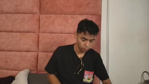 Snapshot of hellanddante_ chatting on October 19, 11:16 pm H E L L AND D A N T E online show from October 19, 11:16 pm