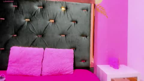 Hellen  online show from September 11, 11:32 am