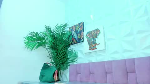 hellen     online show from June 15, 4:31 pm