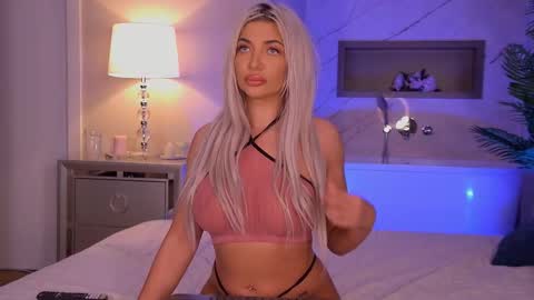 hellenroyy online show from October 20, 3:29 am