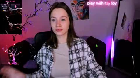 Snapshot of helli_belli chatting on November 7, 8:20 pm Helli online show from November 7, 8:20 pm