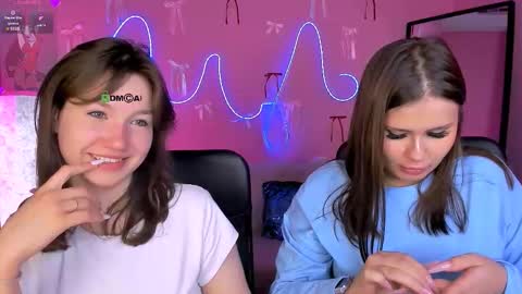 Helli online show from March 7, 8:17 pm