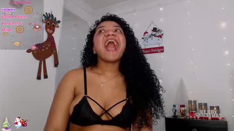 Candy online show from December 19, 9:33 pm