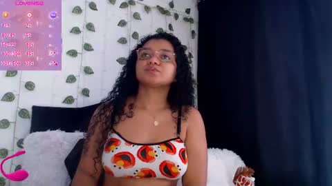 Snapshot of hello_candy chatting on June 22, 9:45 pm Candy online show from June 22, 9:45 pm