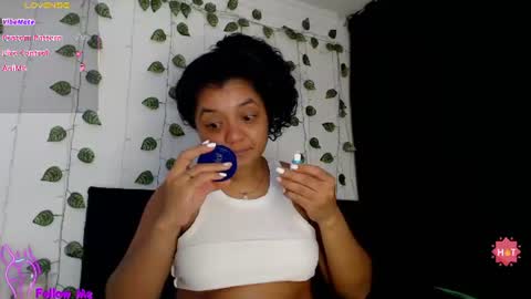 Snapshot of hello_candy chatting on July 2, 11:11 pm Candy online show from July 2, 11:11 pm