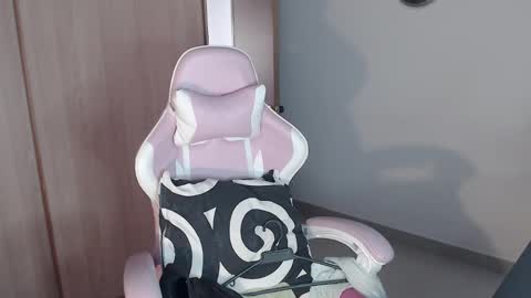 Snapshot of hello_demonkitty chatting on September 16, 5:36 pm SIMONA online show from September 16, 5:36 pm