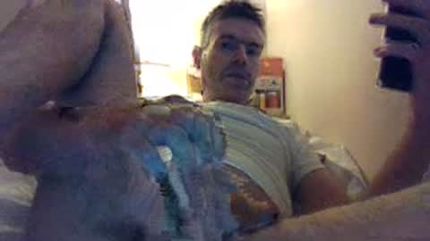 Snapshot of hellobirmingham chatting on February 7, 2:40 am hellobirmingham online show from February 7, 2:40 am