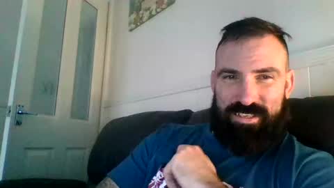 Snapshot of hellobunbunx0 chatting on February 15, 4:12 pm hellobunbunx0 online show from February 15, 4:12 pm