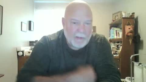 Snapshot of helloforfun111 chatting on September 23, 12:52 pm helloforfun111 online show from September 23, 12:52 pm