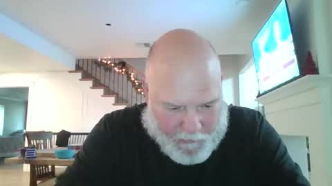 Snapshot of helloforfun111 chatting on December 5, 2:14 pm helloforfun111 online show from December 5, 2:14 pm