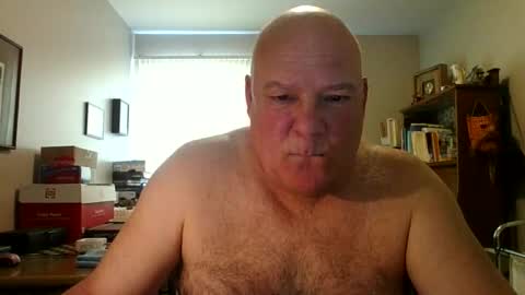 Snapshot of helloforfun111 chatting on June 8, 2:50 pm helloforfun111 online show from June 8, 2:50 pm
