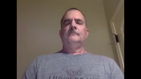 helloitsme969 online show from April 22, 8:10 pm