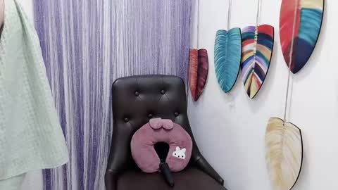 hellokitty_sexy online show from April 29, 12:16 am