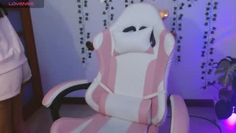 hellokitty_valery1 online show from July 11, 2:47 am