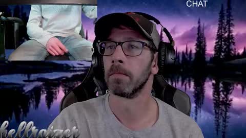 Snapshot of hellraizer chatting on November 30, 3:54 am hellraizer online show from November 30, 3:54 am