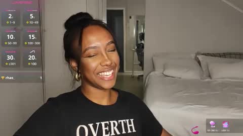 Snapshot of hellsd97 chatting on December 4, 9:46 pm hellsd97 online show from December 4, 9:46 pm