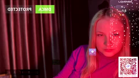 Snapshot of hellyriddle chatting on January 19, 2:06 pm DeleteyourSadness online show from January 19, 2:06 pm