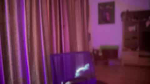 Snapshot of hellyriddle chatting on April 5, 9:50 am DeleteyourSadness online show from April 5, 9:50 am