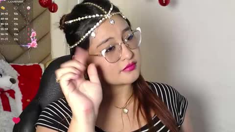 Snapshot of heluejamil chatting on December 16, 9:31 pm Zahira online show from December 16, 9:31 pm