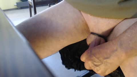Helvell online show from May 29, 1:53 pm