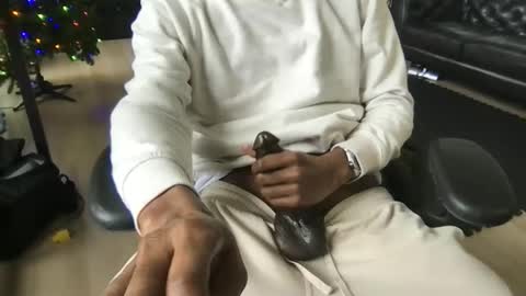 DrixxTheGod online show from December 17, 2:45 pm