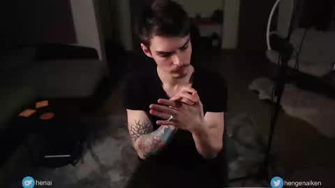 Snapshot of hengen_aiken chatting on February 25, 6:31 pm Hengen Aiken online show from February 25, 6:31 pm