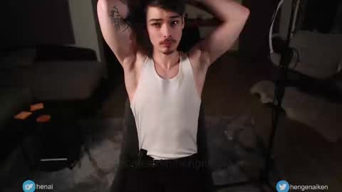 Snapshot of hengen_aiken chatting on February 27, 8:53 pm Hengen Aiken online show from February 27, 8:53 pm