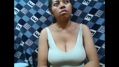 henitsaldy online show from September 18, 7:05 pm