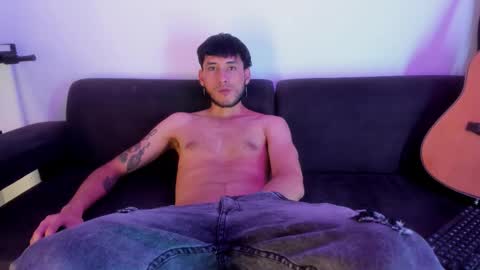 henrik_senn online show from November 27, 2:08 pm