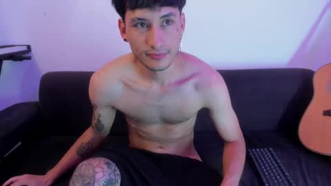 henrik_senn online show from March 8, 8:40 am