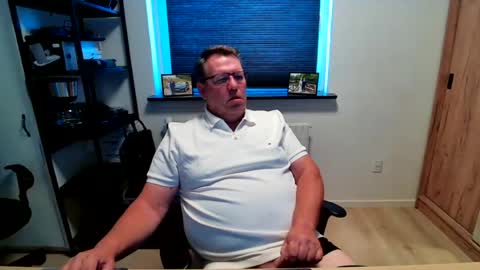henrikrp1971 online show from July 8, 12:42 pm