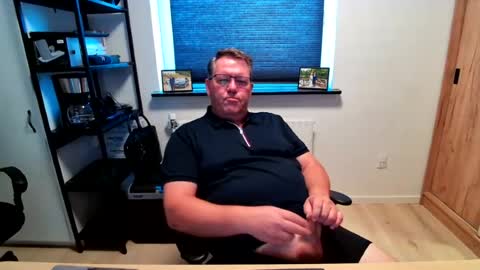 henrikrp1971 online show from July 22, 9:23 am