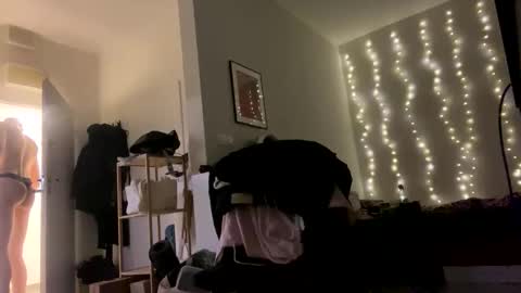 Snapshot of henry656565x chatting on March 24, 5:18 pm fcvhotd1ck online show from March 24, 5:18 pm