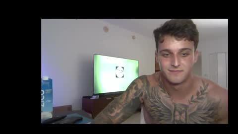 henrydesanti online show from May 6, 2:29 am