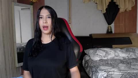 HERA online show from April 29, 10:05 pm