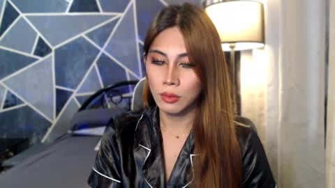 Davey online show from December 17, 3:56 am